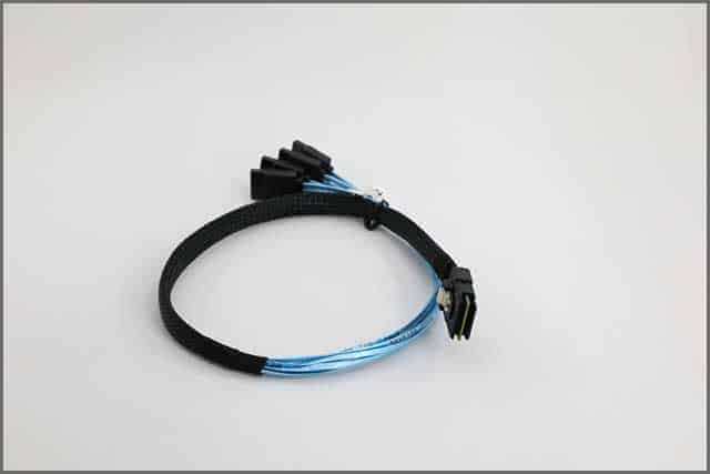 SATA Cable4