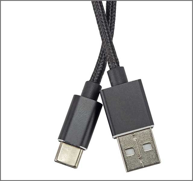 An image of Cable USB C isolated on white