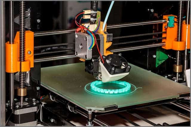 Assembled VS Molded Cable Assembly--Close-up of the 3D Printing Process