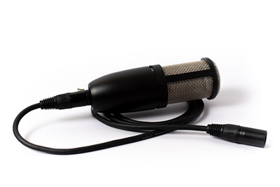 Condenser microphone connect to cable