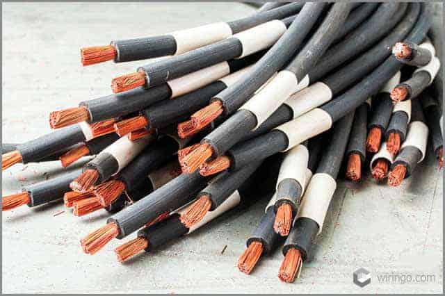 Cables with shielding in zoomed view
