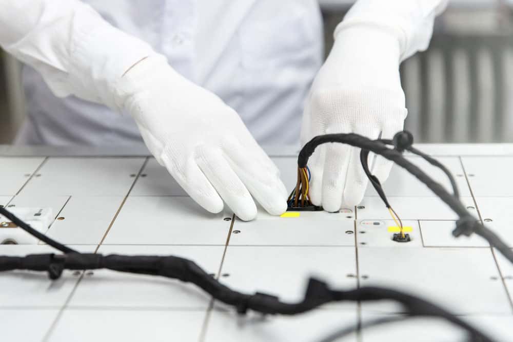 Cable assembly manufacturing process:
Prototyping a wire harness